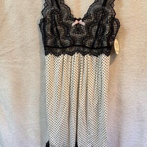 Soma Black and Pink Lace babydoll nightie with Vintage Charm